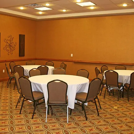 Hampton Inn&Suites Buffalo