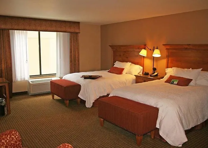 Hotel Hampton &