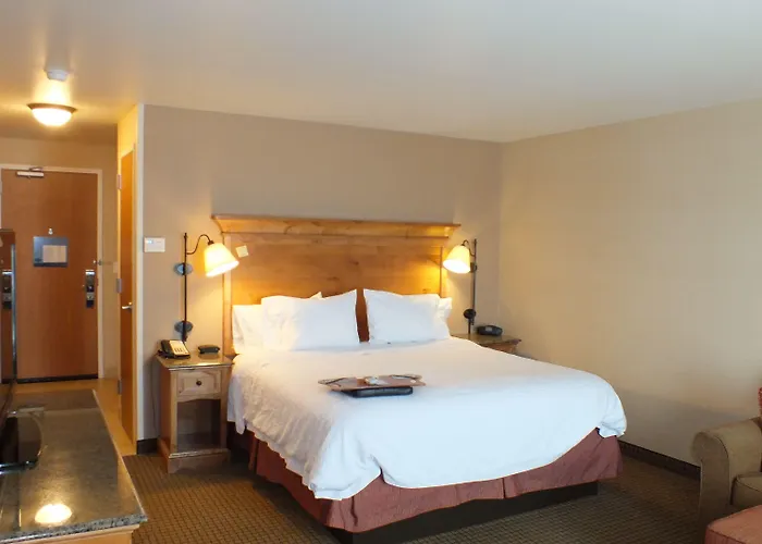 Hotel Hampton & 3*